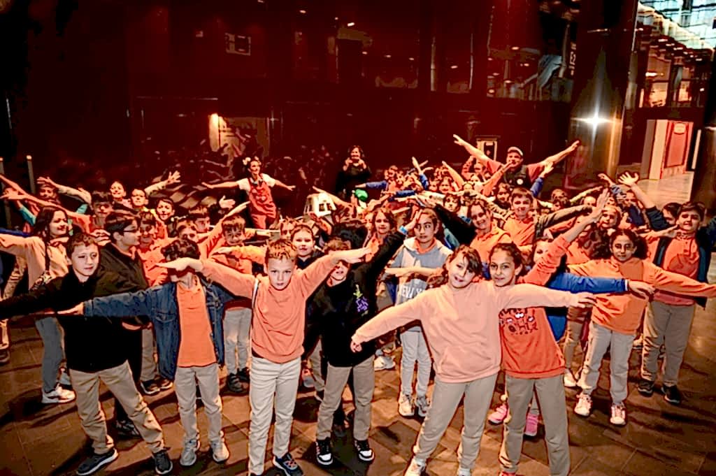 Selçuklu’da öğrenciler tiyatro ile sıfır atık bilinci kazanıyor.